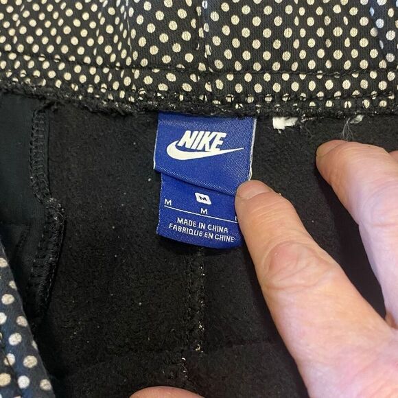 Nike Sportswear Mens Black Polka Dot Drawstring Athletic Sweat Shorts Medium - Picture 5 of 5